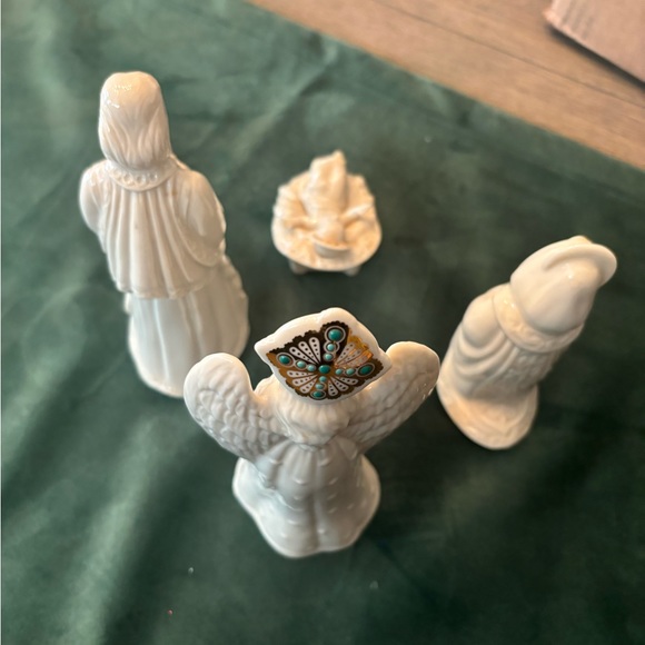 Lenox Jewel Collection Nativity - Picture 7 of 7